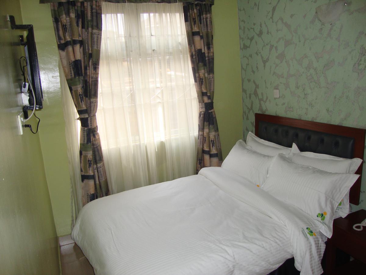 Ash White Hotel Найроби Экстерьер фото