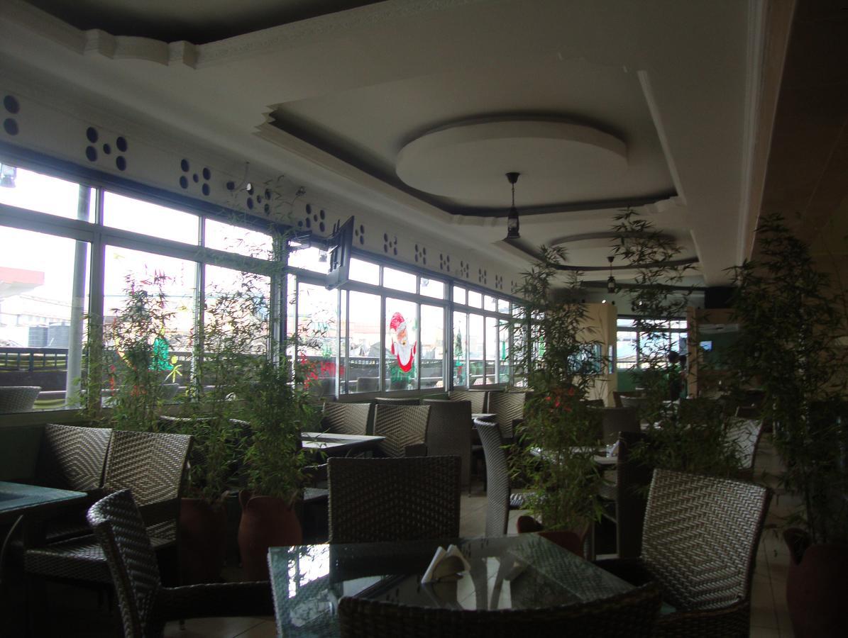 Ash White Hotel Найроби Экстерьер фото