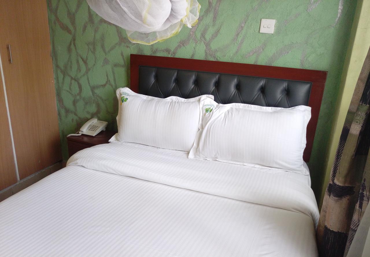 Ash White Hotel Найроби Экстерьер фото