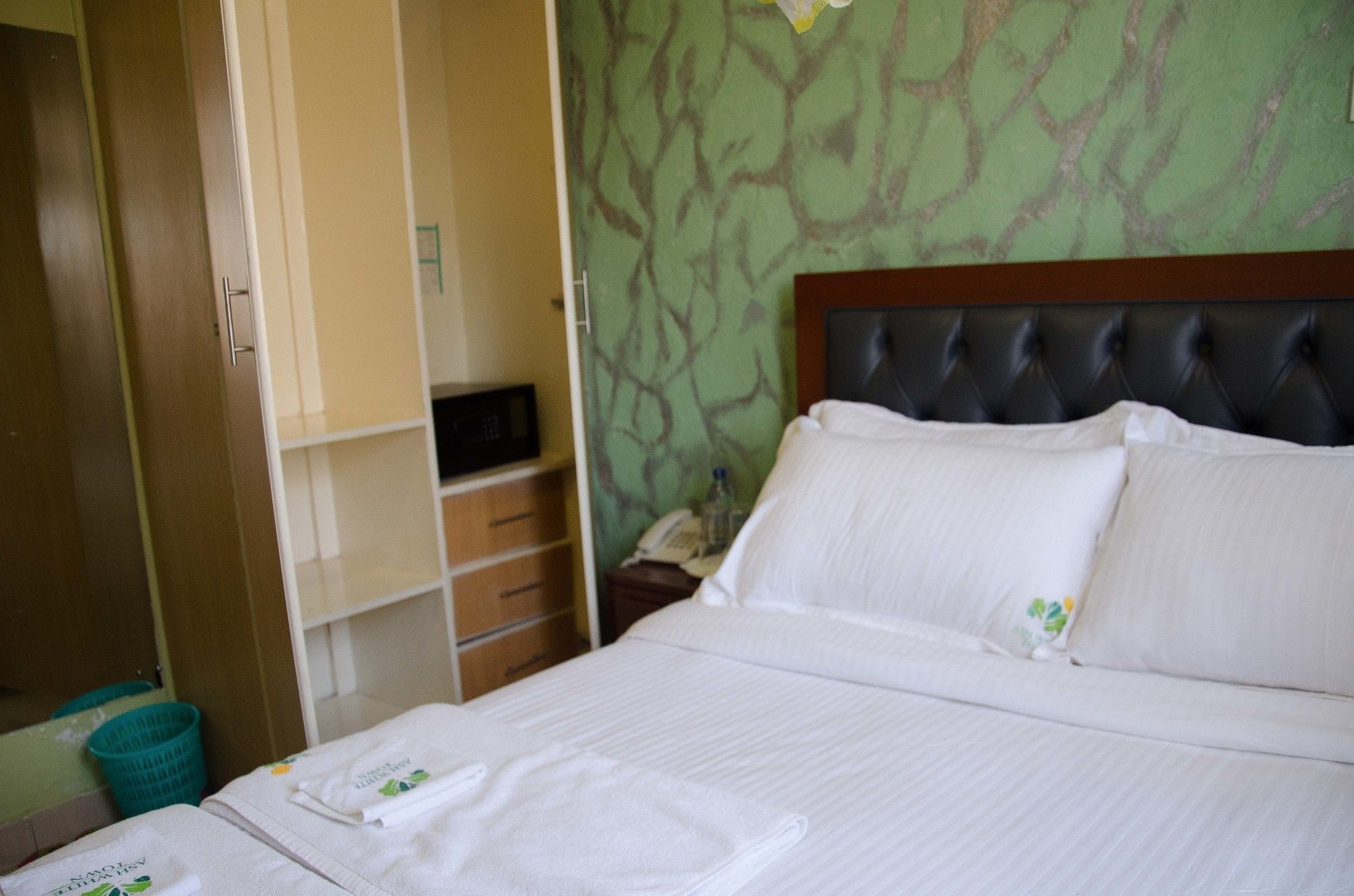 Ash White Hotel Найроби Экстерьер фото